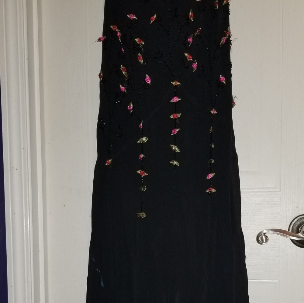Dress - Picture 3 of 6